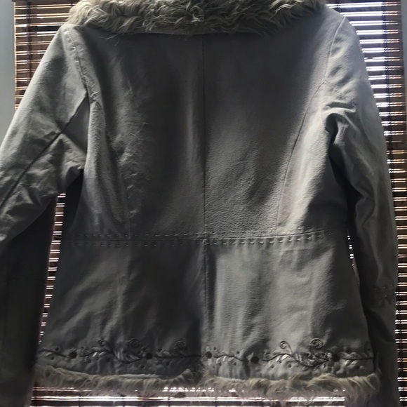 Jacket - Picture 2 of 3